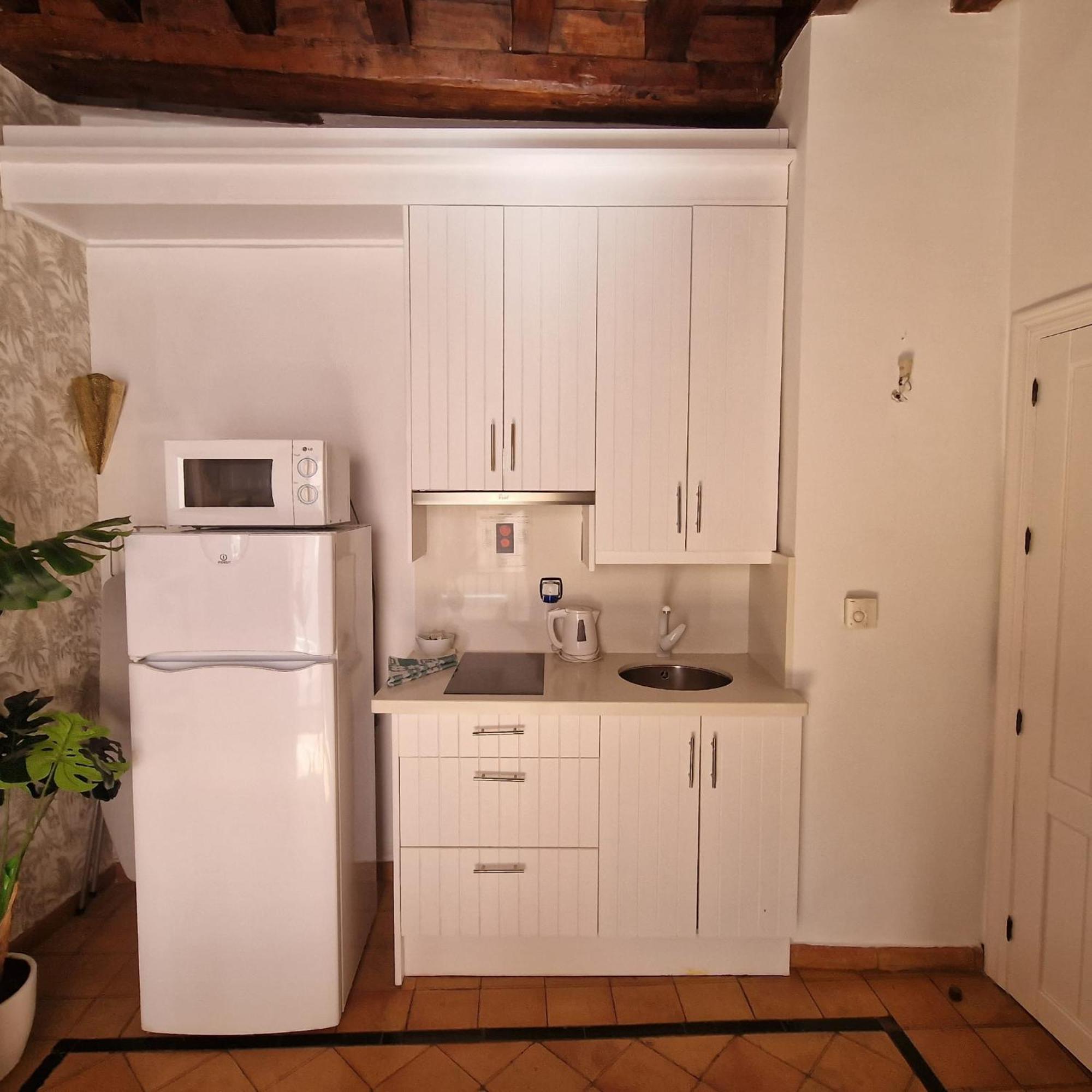 Adanar-Apartamentos Muralla Ziri Granada Kültér fotó